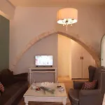 Mythos Boutique 4*