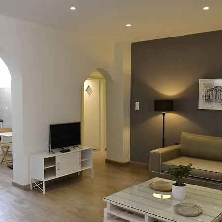 Mythos Boutique 4*