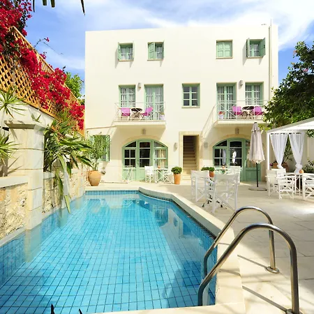 Hotel Mythos Boutique 4*