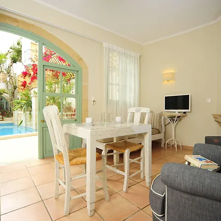 Mythos Boutique Rétino