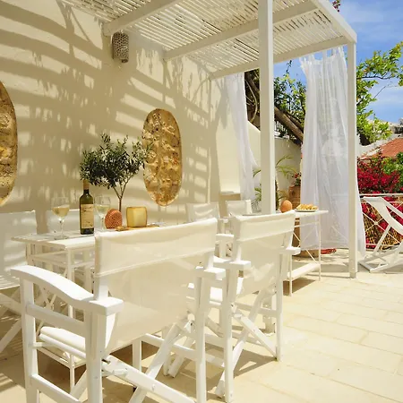 Mythos Boutique