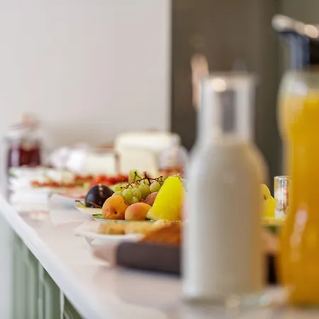 Mythos Boutique Hotel 4*