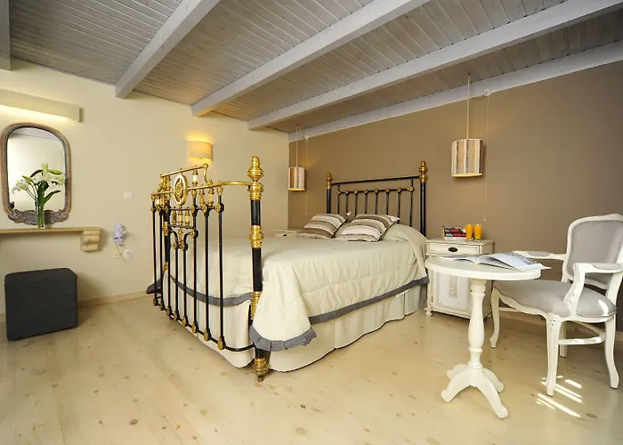 Hotel Mythos Boutique 4*