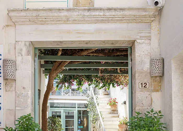 Mythos Boutique Hotel 4*