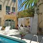 Mythos Boutique Hotell