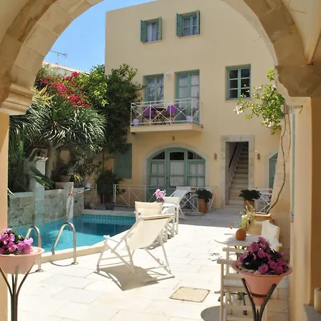 Mythos Boutique 4*