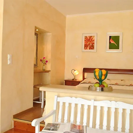 Hotel Mythos Boutique 4*