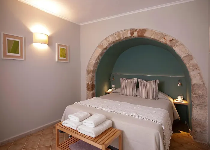 Mythos Boutique Rétino