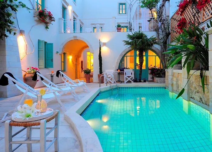 Mythos Boutique Hotel Rétino